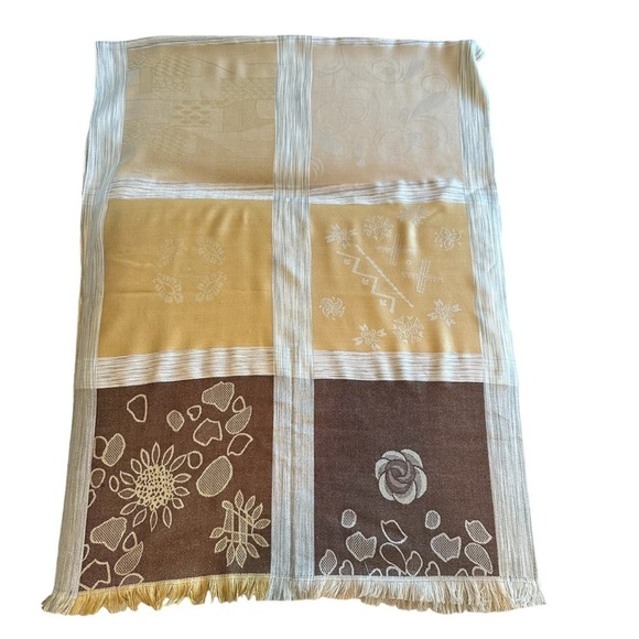 Fall brown cream and tan scarf - Picture 7 of 8